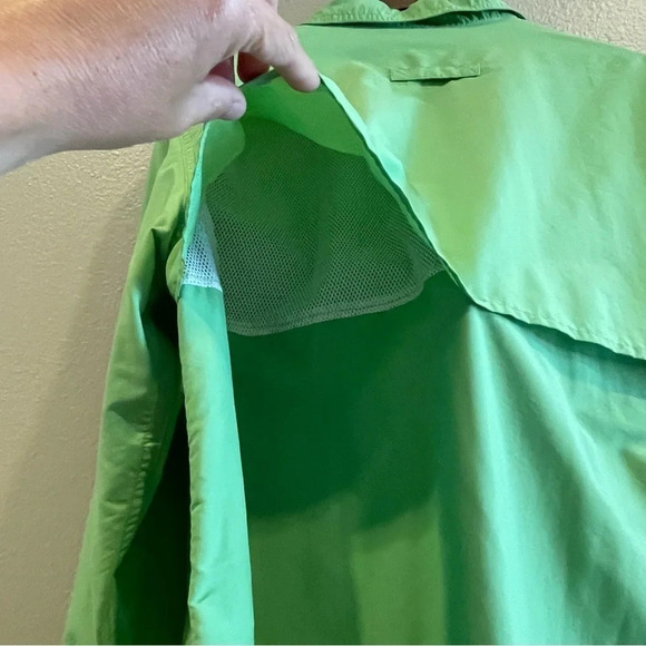 LL Bean Green Tropicwear‎ Performance Outdoor Fishing Hiking Shirt Size L - Picture 4 of 8